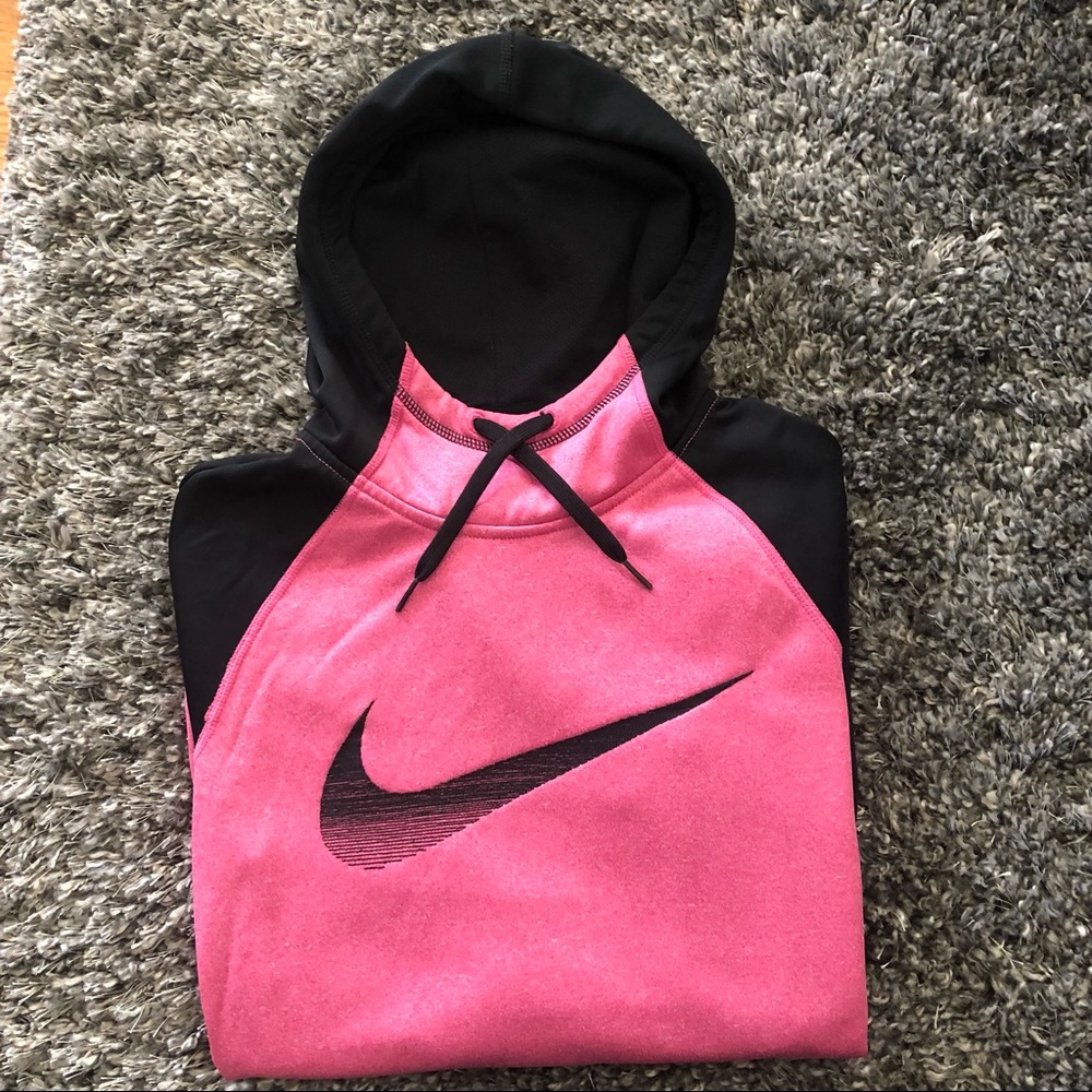 Nike Therma-Fit Hoodie